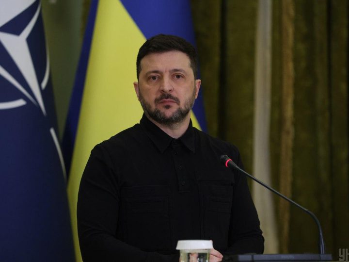 Скільки українців зараз довіряють Зеленському: з’явилися результати опитування