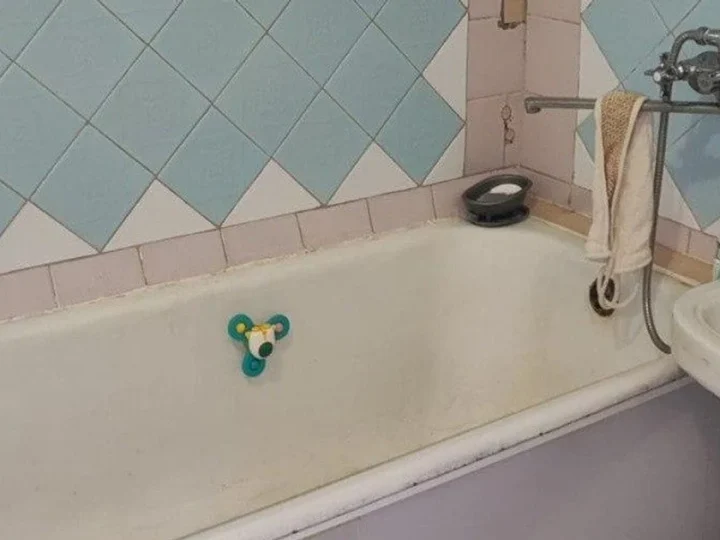 Трагедія у Миколаєві: 2-річний хлопчик потонув у ванні, поки мати спала