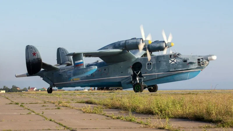 Генштаб повідомив про ураження російського літака-амфібії Бе-12 в Криму
