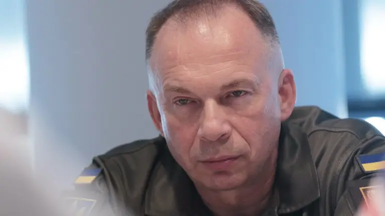 Скандал у “Скелі”: у Зеленського відповіли, чи є підстави звільнити Сирського