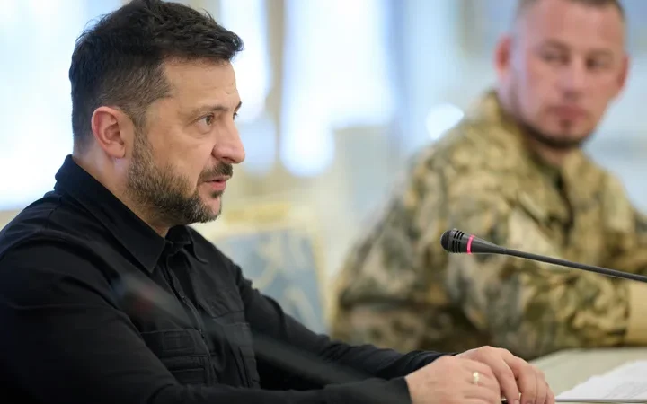 Зеленський пропонує продовжити воєнний стан та мобілізацію в Україні ще на 90 днів