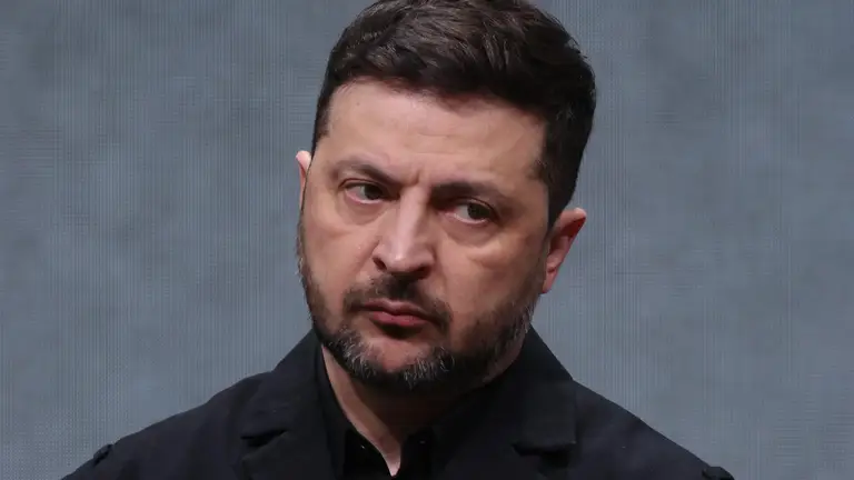 “Я нічим таким не займаюся”: Зеленський вперше прокоментував підозри працівникам ОП