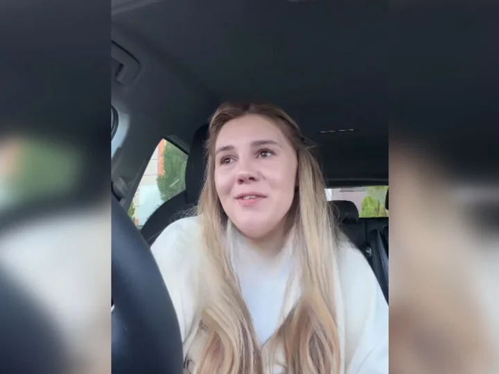“Настрій — роз*бати всіх “патріотів”: переселенка висловилася про конфлікти через мову та музику на Прикарпатті