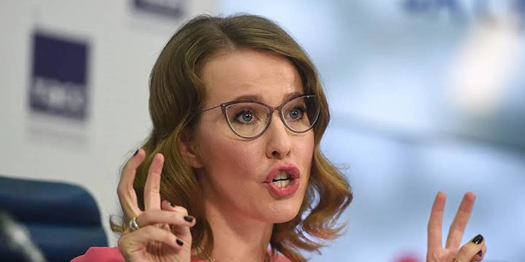 Перейшла на матюки і висміяла мову: Собчак впала в істерику, почувши Зеленського (фото)
