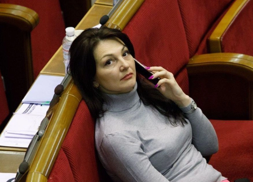 У народної депутатки конфіскували п’ять квартир та автомобіль — НАБУ