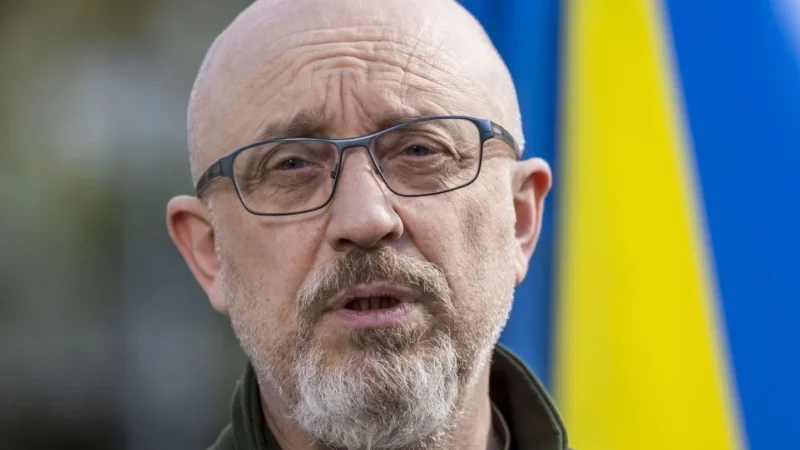 «Не всіх жінок завтра на поле бою»: Резніков закликав активніше обговорювати залучення жінок до війська